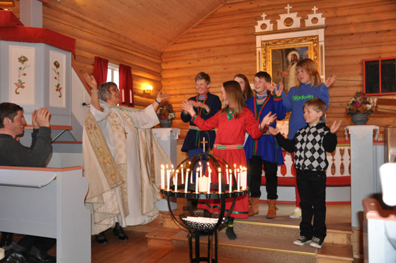 God stemning forrige gang biskopen var på visitas i Engerdal i 2012. Foto: Gry Holden