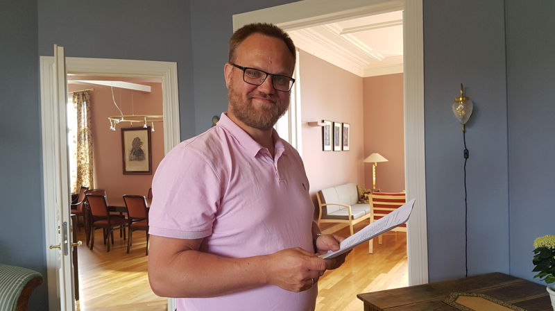 Sekretær i valgrådet, Jon Arne Johansen Harby, har mottatt 3 forslag til lister til valg av leke kandidater ved Kirkevalget 2019. Foto: Liv Torhild Bråthen