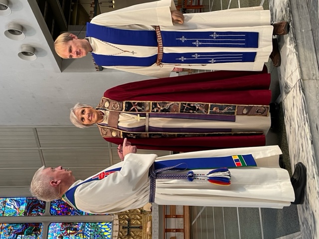 Rolf Steffensen, prest i lulesamiske språkområde, biskop i Nidaros Herborg Finset og Einar Bondevik, prest i sørsamisk språkområde.