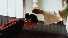 Fra denne helgen og i tiden fremover er det minst 80 anledninger til å droppe innom kirken og bli døpt. Foto: Malin Longva / Den norske kirke.