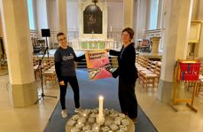 Kantor Britta Schäfer og dialogprest Karoline Faber gleder seg til å fylle Strømsø kirke med et mangfoldig innhold under årets festival. Foto: Elisabeth Helgeland Wold