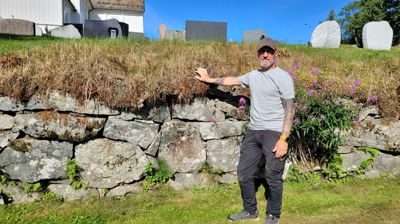 Ny urnevegg ved Hovin kirke - framtid møter fortid