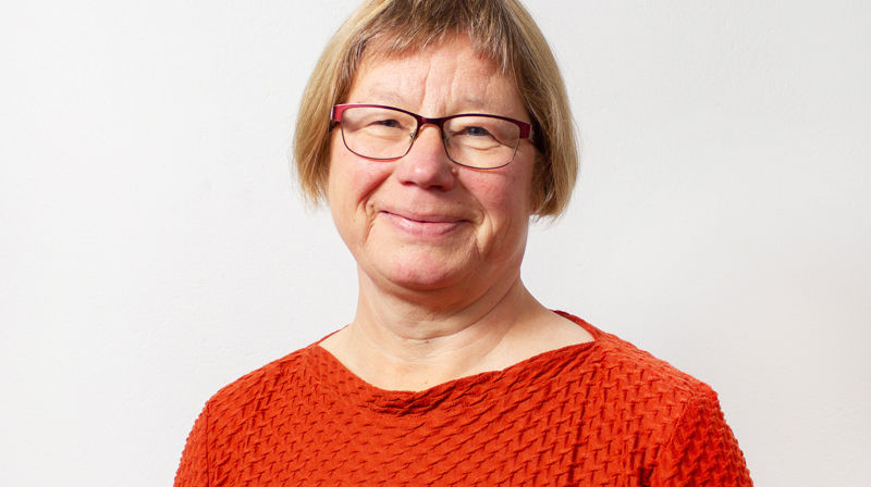 Anne Bergljot Skoglund er ny stiftsdirektør i Nord-Hålogaland bispedømme. Hun har bakgrunn som prest og prost i Alta gjennom 23 år. Hun har erfaring fra roller som hovedtillitsvalgt og nestleder i presteforeningen, samt arbeid i menighetsråd og fellesråd. Skoglund tiltrer stillingen 1. august.
