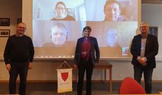 Fra en godt gjennomført temakveld i Hægebostad kirke om frivillighet, tross sykdom og virtuell deltakelse fra noen. (Foto: Trine H. Syvertsen)
