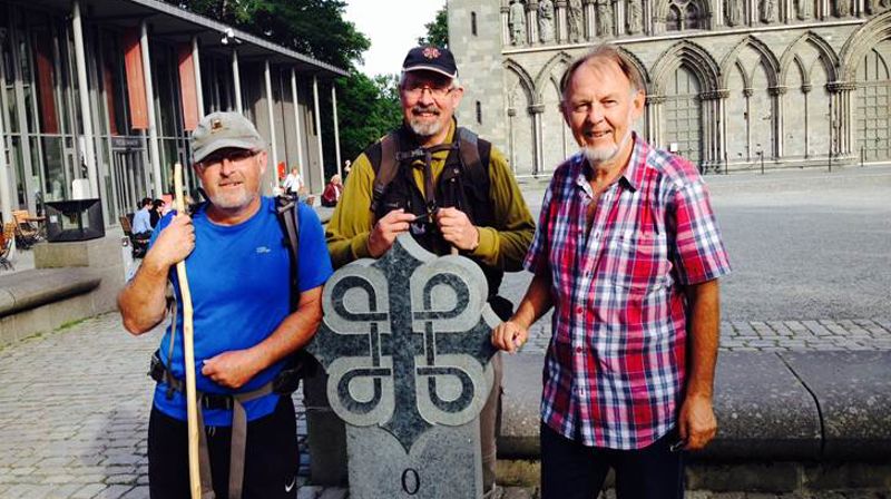 3 prester fra Borg har gått hele pilegrimsleden til Nidaros. Fra venstre: Sigurd Bakke, Kjell Skartseterhagen og Arne Sand.