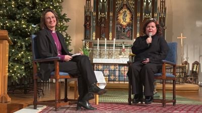 Else Kåss Furuseth og biskop Kari Alvsvåg i samtale om eksistensiell beredskap, åpne kirkers vaffelfaktor, varige gode relasjoner, Fleksnes og betydningen av å gjøre noe for andre.