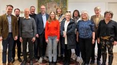 Frå den felles leiarsamlinga i Nord-Gudbrandsdal prosti. Fv: Stiftsdirektør Freddy Knutsen, kyrkjefagsjef Kenneth Hansen, kyrkjeverje i Sel, Steinar Grønn, HR-sjef Lars Erlend Kielland, Biskop Ole Kristian Bonden, Kyrkjeverje i Nord-Fron Grete Bakken, Kyrkjeverje i Lom Anne Kristin Stenersen, Kyrkjeverje i Dovre May Linn Myhren, Kyrkjeverje i Lesja Torunn Elisabeth Skotte Stavheim, Kyrkjeverje i Vågå Johanne Krogstadmo, prost Birgitte Bentzrød og kyrkjeverje i Skjåk Arnborg Teigum. Foto: Reidun Frikstad Lunde