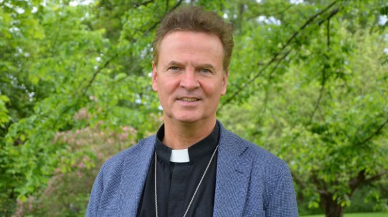 Raag Rolfsen (59) er en av kandidatene som er nominert av Hamar bispedømmeråd til å bli ny biskop i Hamar bispedømme. Foto: Jorun Vang