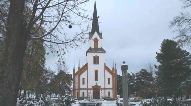 Gjøvik kirke ligger i Gjøvik sokn. Den er bygget i tre og oppført i 1882. Kirken har 600 sitteplasser. Den har vernestatus listeført. Arkitekt: Jacob Wilhelm Nordan. Kilde: kirkesok.no