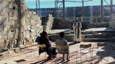 Fra morgenbønn for pilegrimer i Hamardomen. Prest Lars Erlend Kielland sier han holder gudstjeneste om det er mange eller få. Foto Jorun Vang