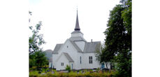 Aure kyrkje (foto: Max Ingar Mørk)