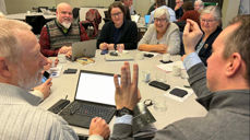 Bispedømmerådets leder Jon Fredrik Skauge (i vest) møtte representanter fra alle rådsnivå rundt bordet på Quality Airport hotel Værnes (Foto: Aud Kristin Saltvik Aasen)