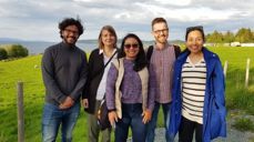 Pilegrims-teamet: Maria Mountraki (Finland), Andres Pacheco Lozano (Colombia/Tyskland), Pawel Pustelnik (Polen), Joy Eva Bohol (Fillipinene, Sveits), Athena Peralta (Fillipinene/ Sveits).