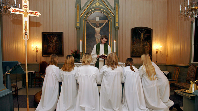 De fleste menighetene har valgt å utsette konfirmasjonene. Foto: Den norske kirke