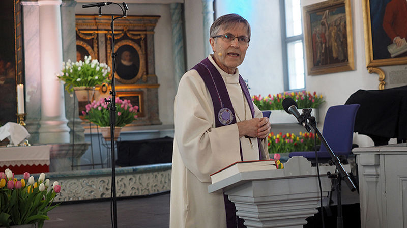 Biskop i Nidaros, Tor Singsaas, under gudstjenesten i Røros kirke (Bergstaden Zir). (Alle foto: Olav Dahle Svanholm)
