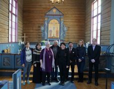 Ansatte i Hattfjelldal kirkelige fellesråd sammen med biskop og prost