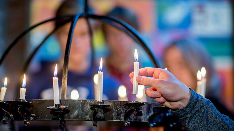 Oppfordring til lystenning og bønn for ureturnerbare asylsøkere på 2. søndag i advent