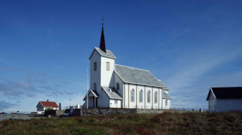 Røst kirke. Foto: Kirkebyggdatabasen