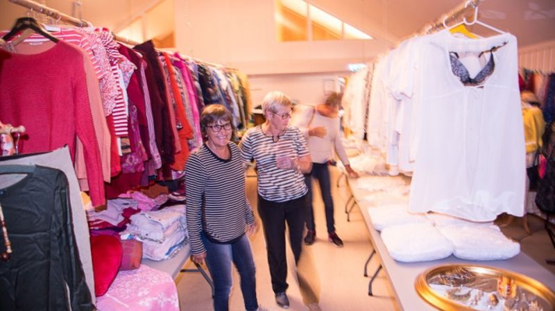 Loppemarkedet i Ås arbeidskirke er 22. og 23. august, og vi trenger flere medarbeidere!