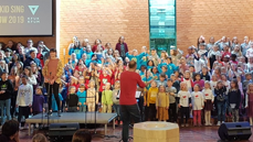 Baluba deltok på KidSing-show i Holmlia kirke, sammen med KidSing Nordby og andre kor.