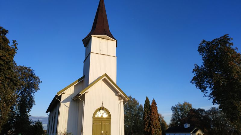 Synstolkning: Bilde av Nordby kirke