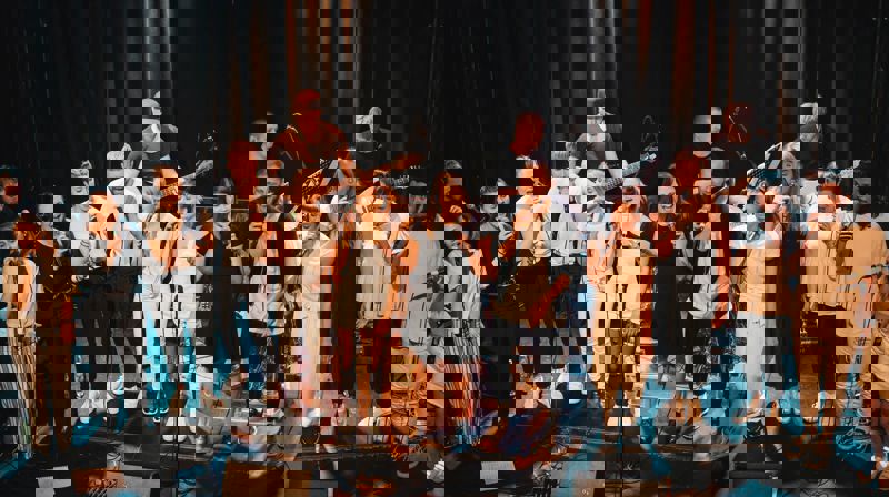 Gospelgudstjeneste med "New Voices" 6. juni kl. 11