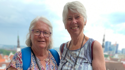 Eva Taule og Dagny Ekberg dro til Tallinn for å vær med på innvielsen av den nye kirken i Mustamäe som Birkeland menighet er med å støtte gjennom misjonsprosjektet. 