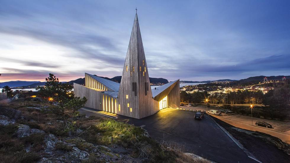 Knarvik nye kirke