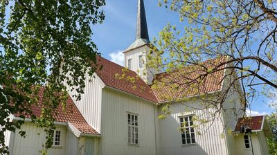 Sommeråpen Biri kirke
