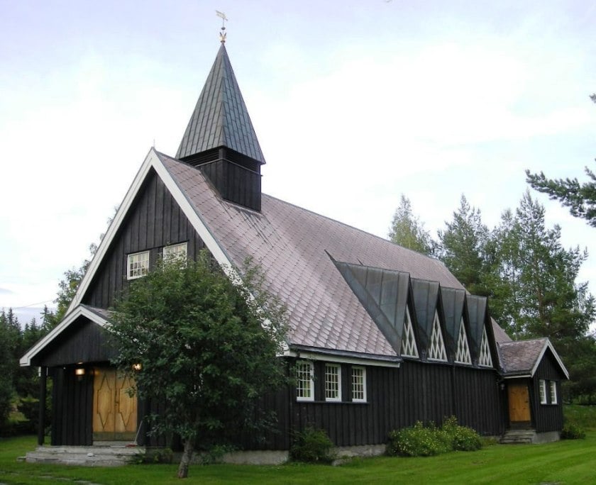 Bråstad-kirke-1.jpg