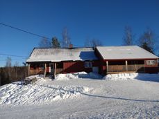Det var godt med snø rundt Skihytta på Bleiken i fjor vinter. Foto: Marit Wesenberg 2023. 