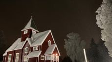 Moen kirke en vinterkveld. Foto: Anne Jørstad 2023.