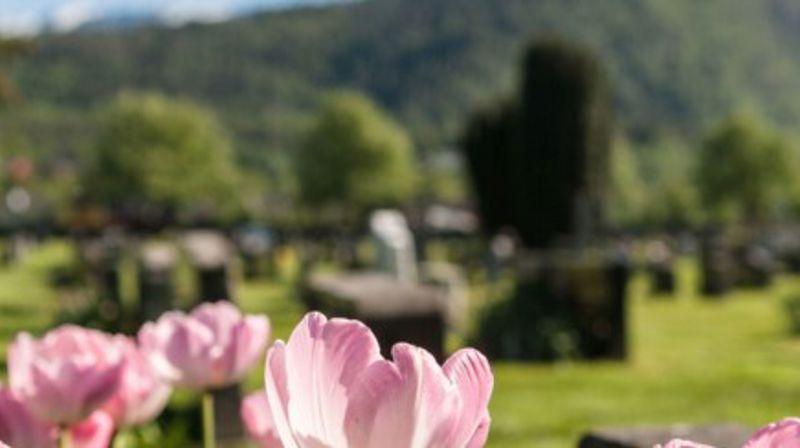 Informasjon om gravstell og prisar f.o.m. 2021