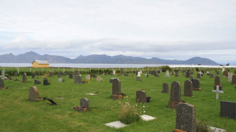 Sikring av gravminner og oversikt over kirkegårder i Hadsel sokn.