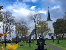 Hareid kyrkje hausten 2018