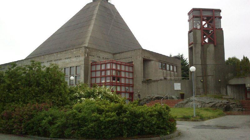 Rossabø kirke, fra 1972.