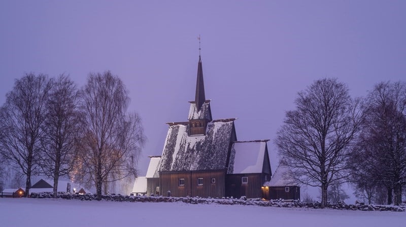 Høyjord Stavkirke.jpg