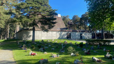 Undersbo seremonibygg og gravplass skal rehabiliteres. Foto: Kristina Hvarnes Andersen