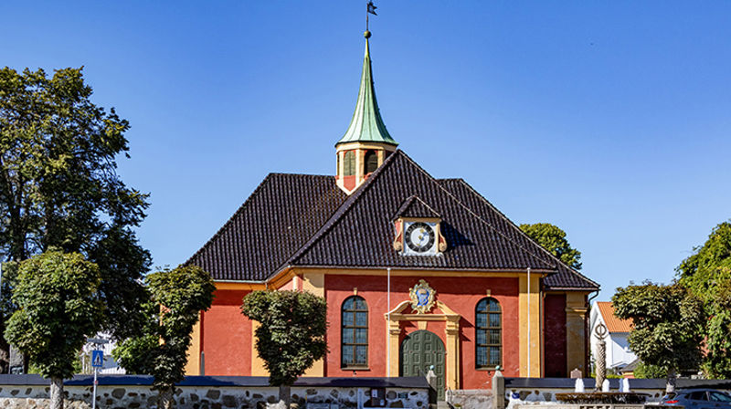 Fredriksvern kirke, Stavern menighet. Foto: Fred Isaksen
