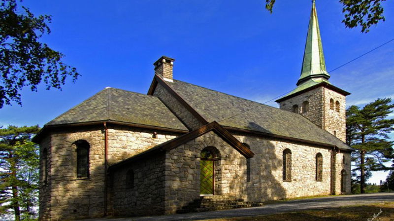 Kolbotn kirke 1932 – 2007 (75 år)
