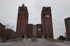 Lederne av kirkelig fellesråd i Oslo og Oslo bispedømmeråd har vært på deputasjon i Oslo Råhus.