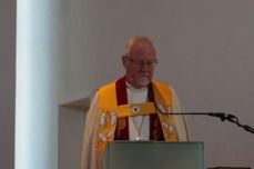 Biskop Ole Christian Kvarme takker menighetene i Oslo for innsatsen for flyktningene.