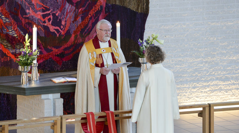 Ordinasjon i Haugerud kirke - se bildene