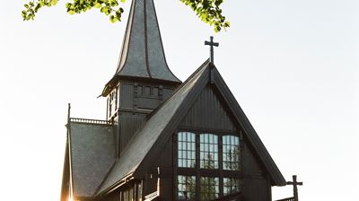Velkommen til sommergudstjenester i Holmenkollen kapell i sommer!