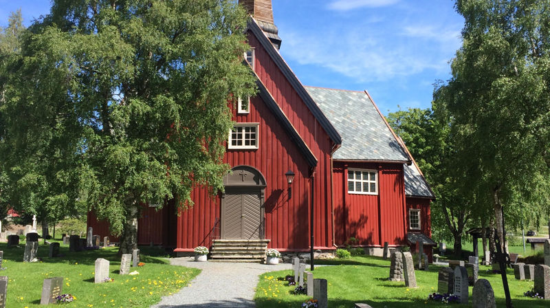 Åpen kirke langs pilgrimsleden