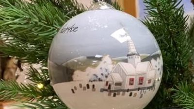 Julekuler med lokale kirker