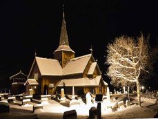 Hedalen stavkirke, vinter