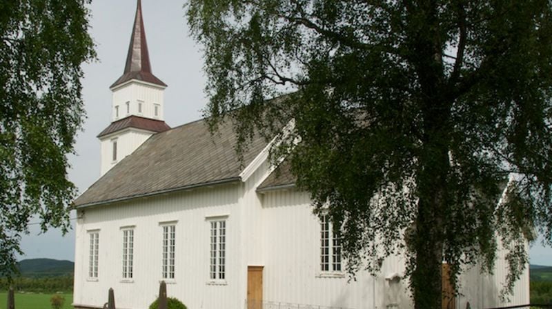 Nordnorsk aftan i Henning kyrkje