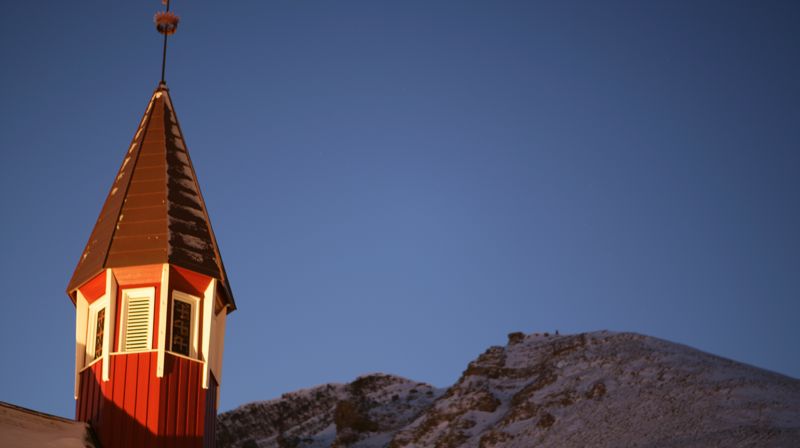 Svalbard Kirke, foto: Henning Vik