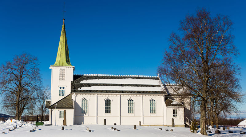 Tiller kirke Foto: Kjetil Aa